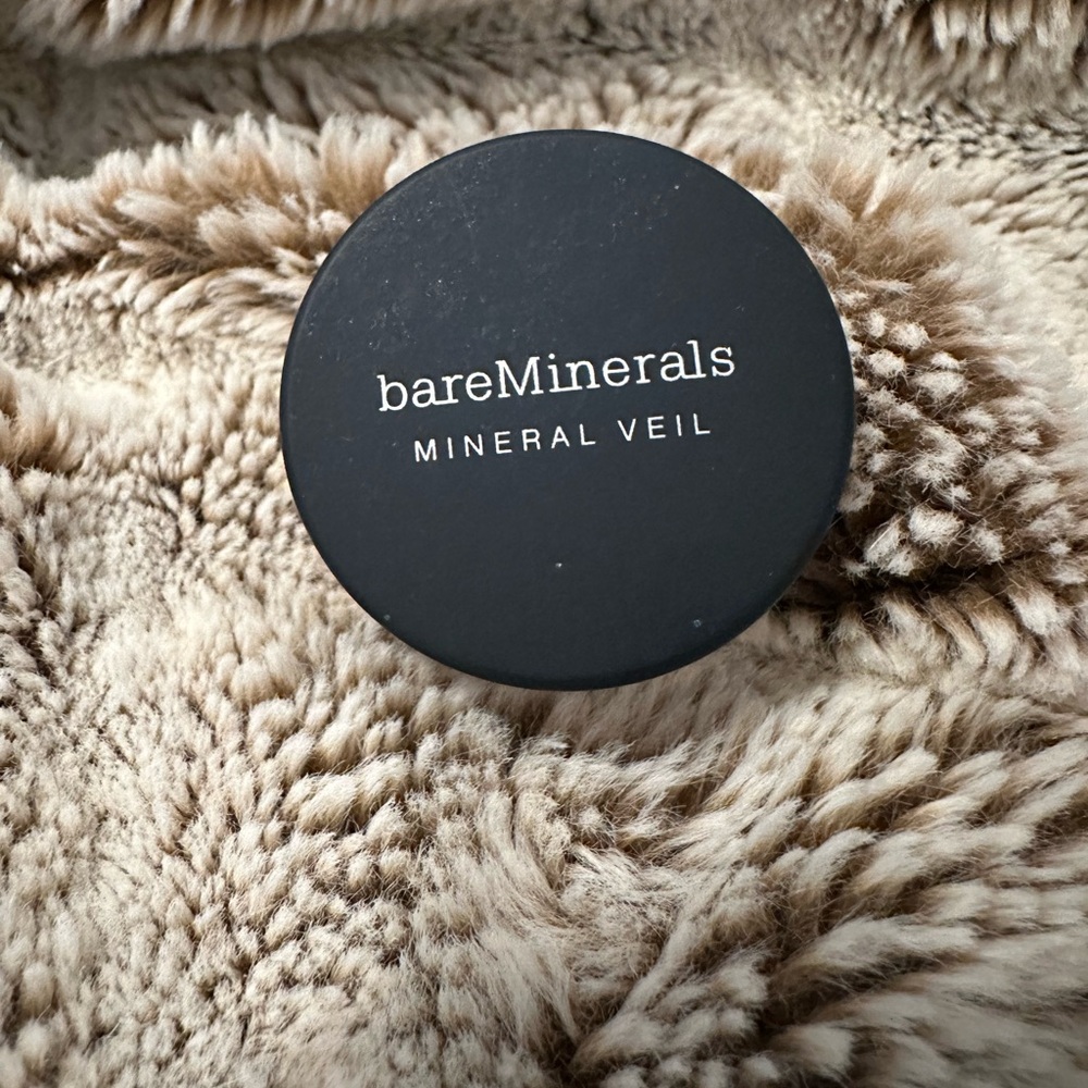 Mini travel sized bareMinerals Original Mineral Veil in Clear Container